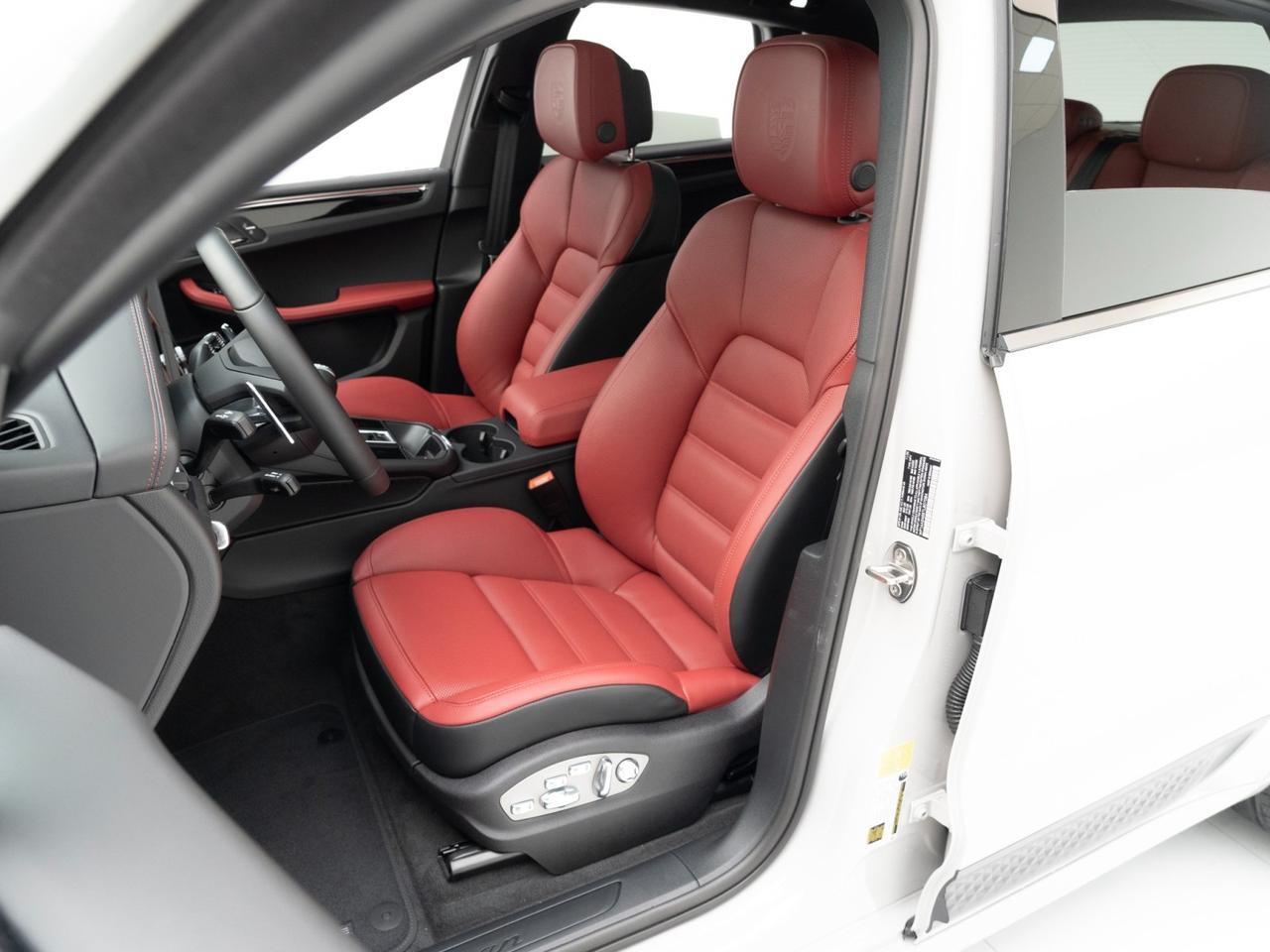 2026 Porsche Macan Pompano Beach FL