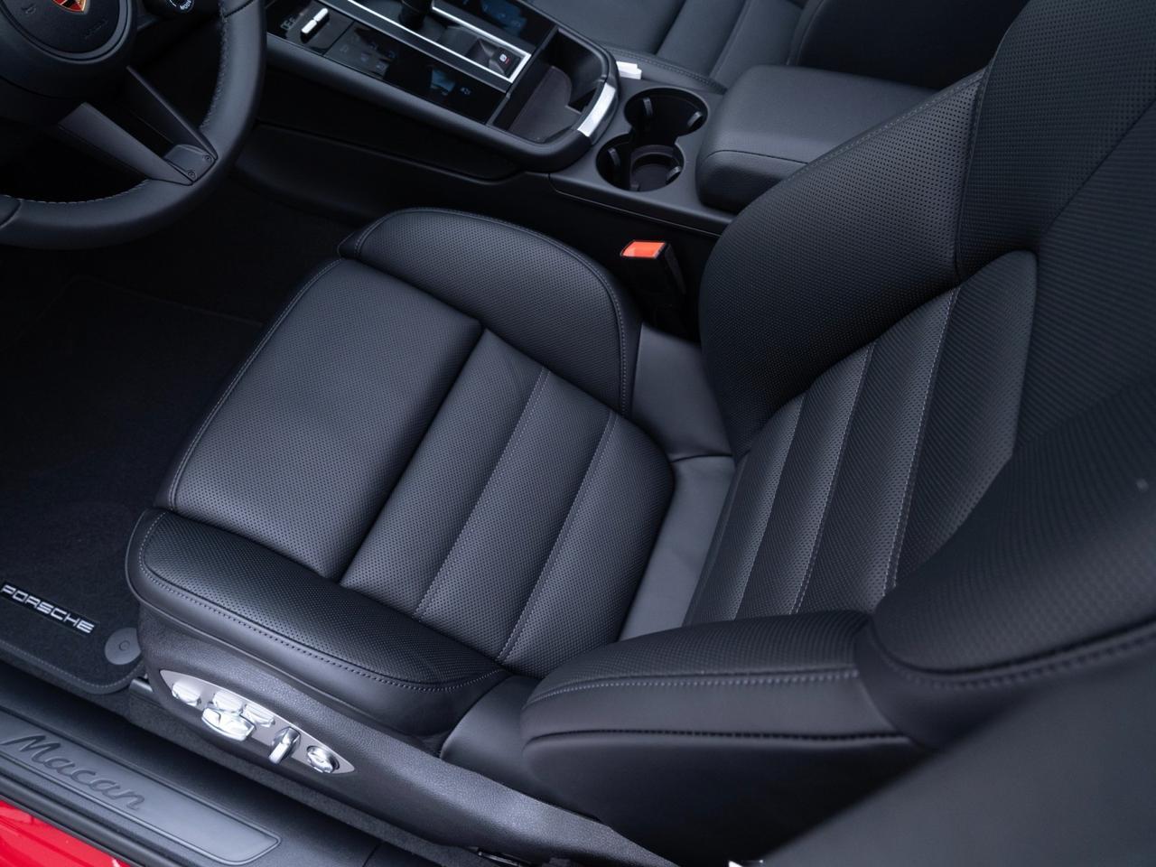 2026 Porsche Macan Pompano Beach FL