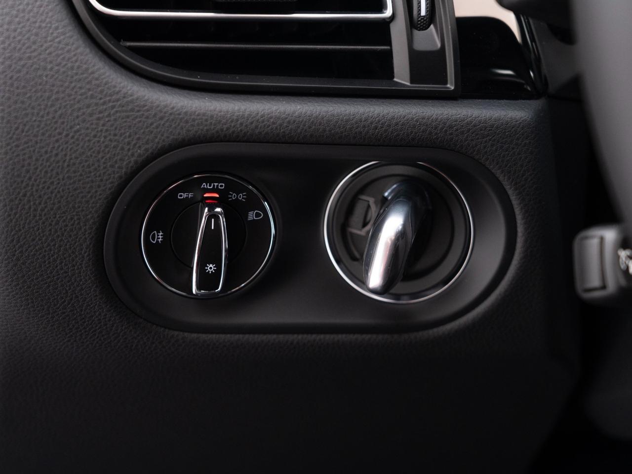 2026 Porsche Macan Pompano Beach FL