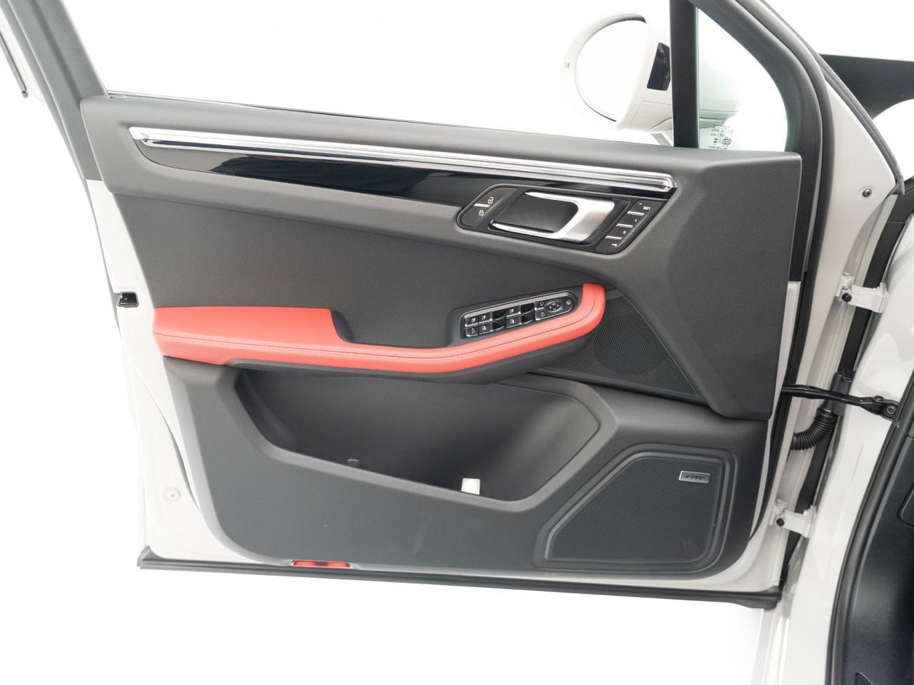 2026 Porsche Macan Pompano Beach FL