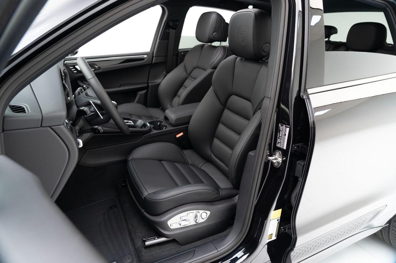 2026 Porsche Macan Pompano Beach FL