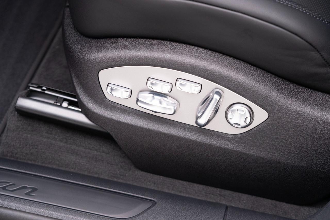 2026 Porsche Macan Pompano Beach FL