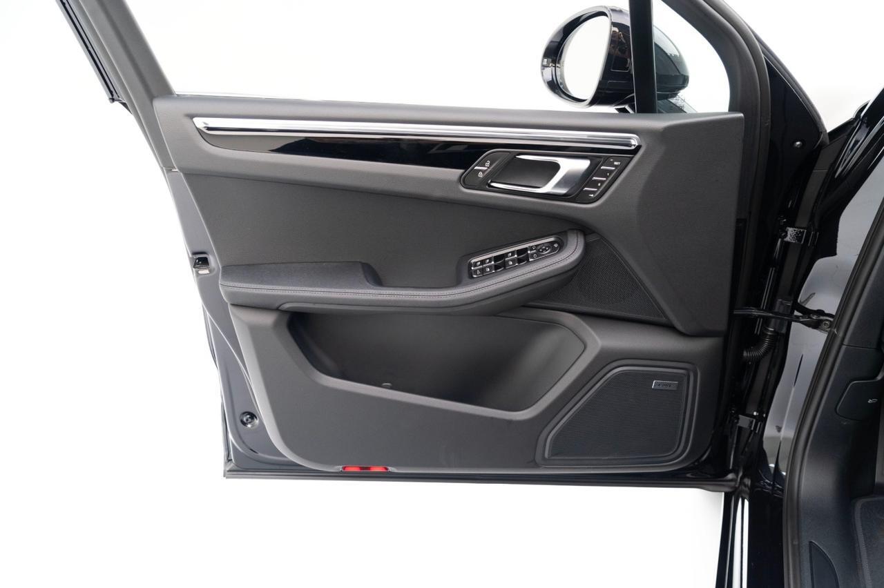 2026 Porsche Macan Pompano Beach FL
