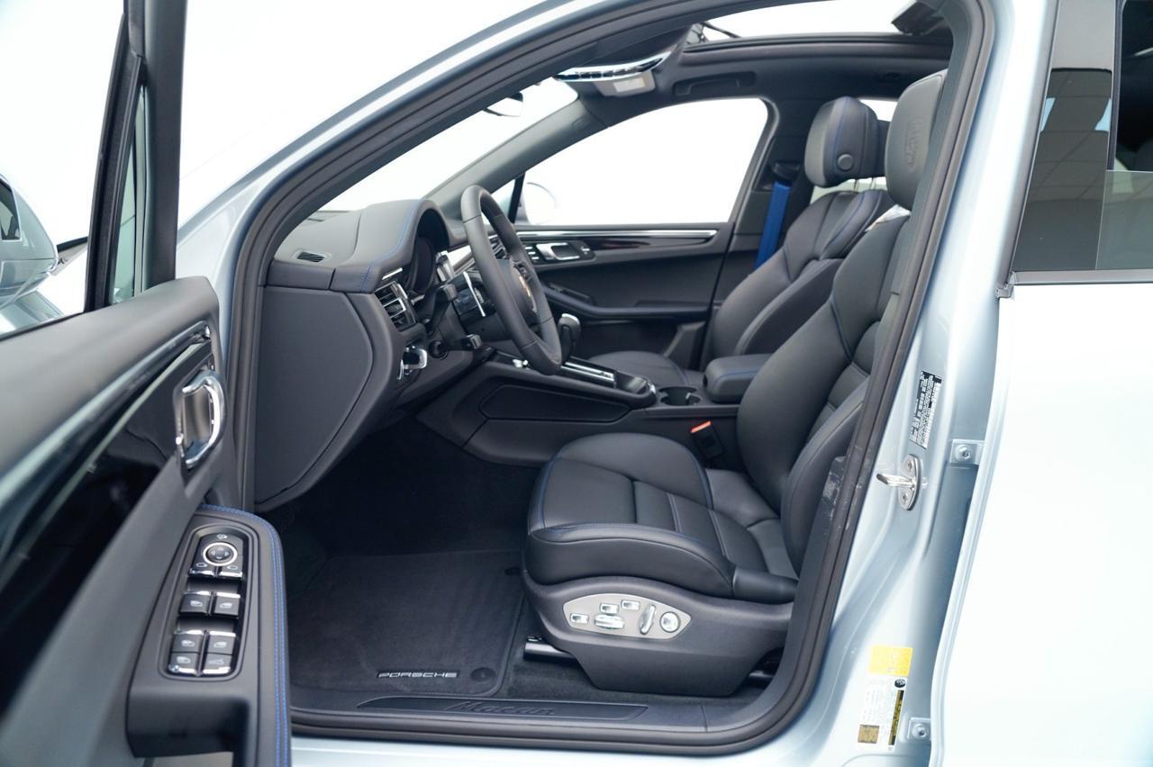 2026 Porsche Macan Pompano Beach FL