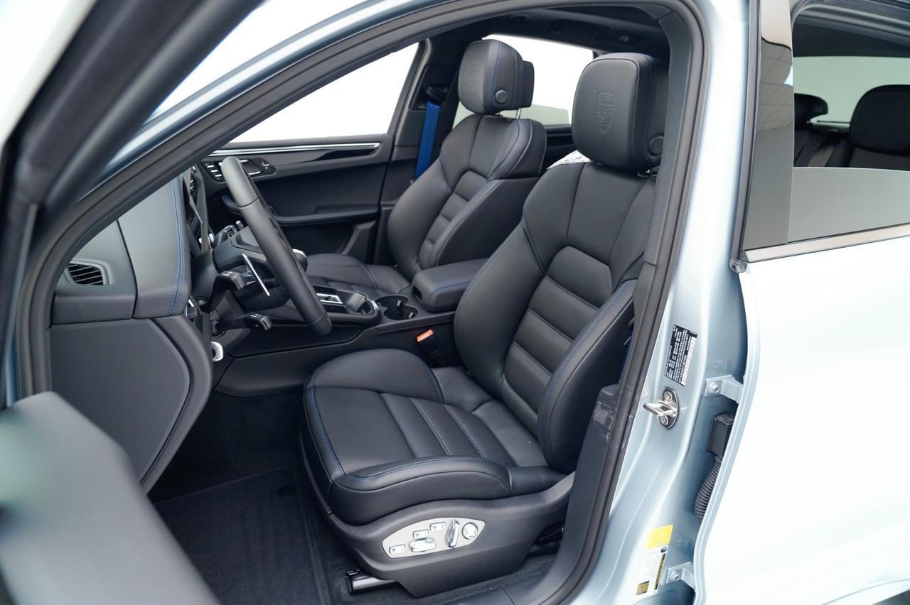 2026 Porsche Macan Pompano Beach FL