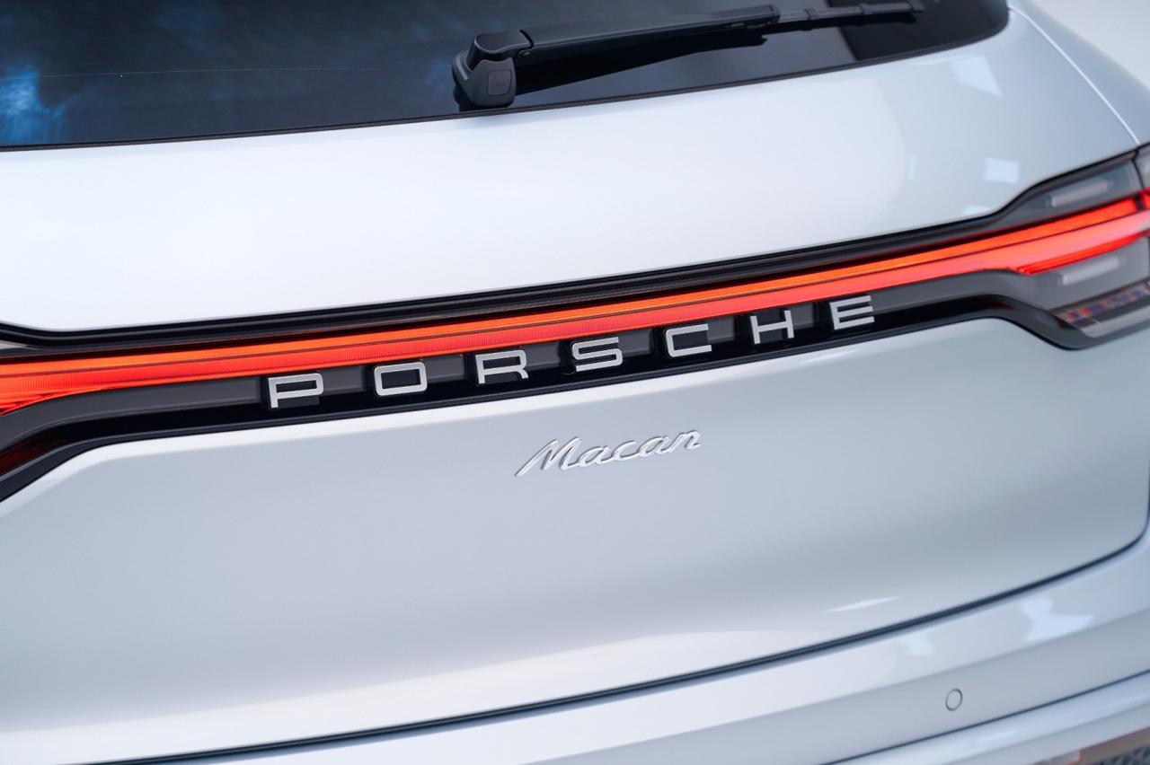 2026 Porsche Macan Pompano Beach FL