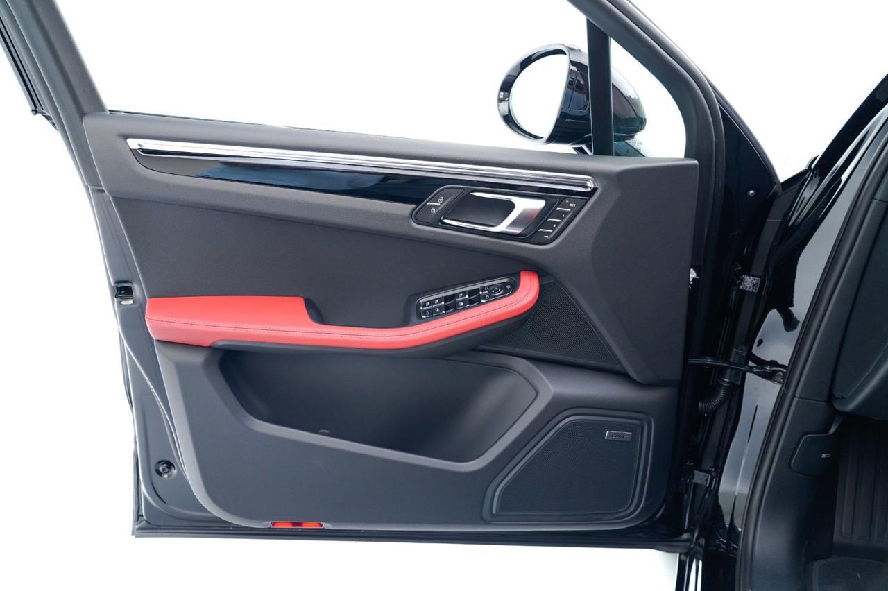 2026 Porsche Macan Pompano Beach FL