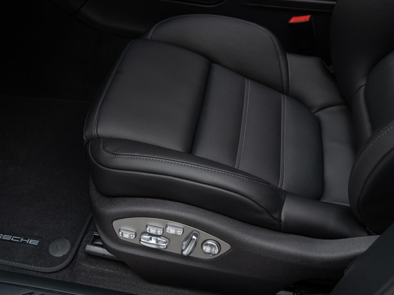 2026 Porsche Macan Pompano Beach FL