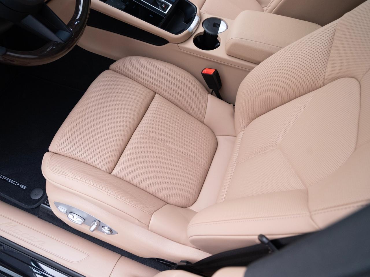 2026 Porsche Macan Pompano Beach FL