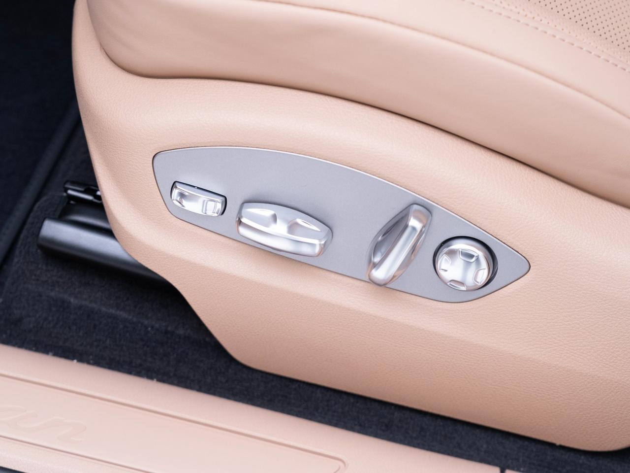 2026 Porsche Macan Pompano Beach FL