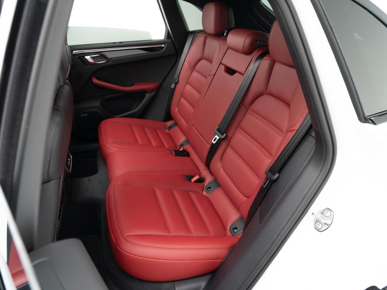 2026 Porsche Macan Pompano Beach FL