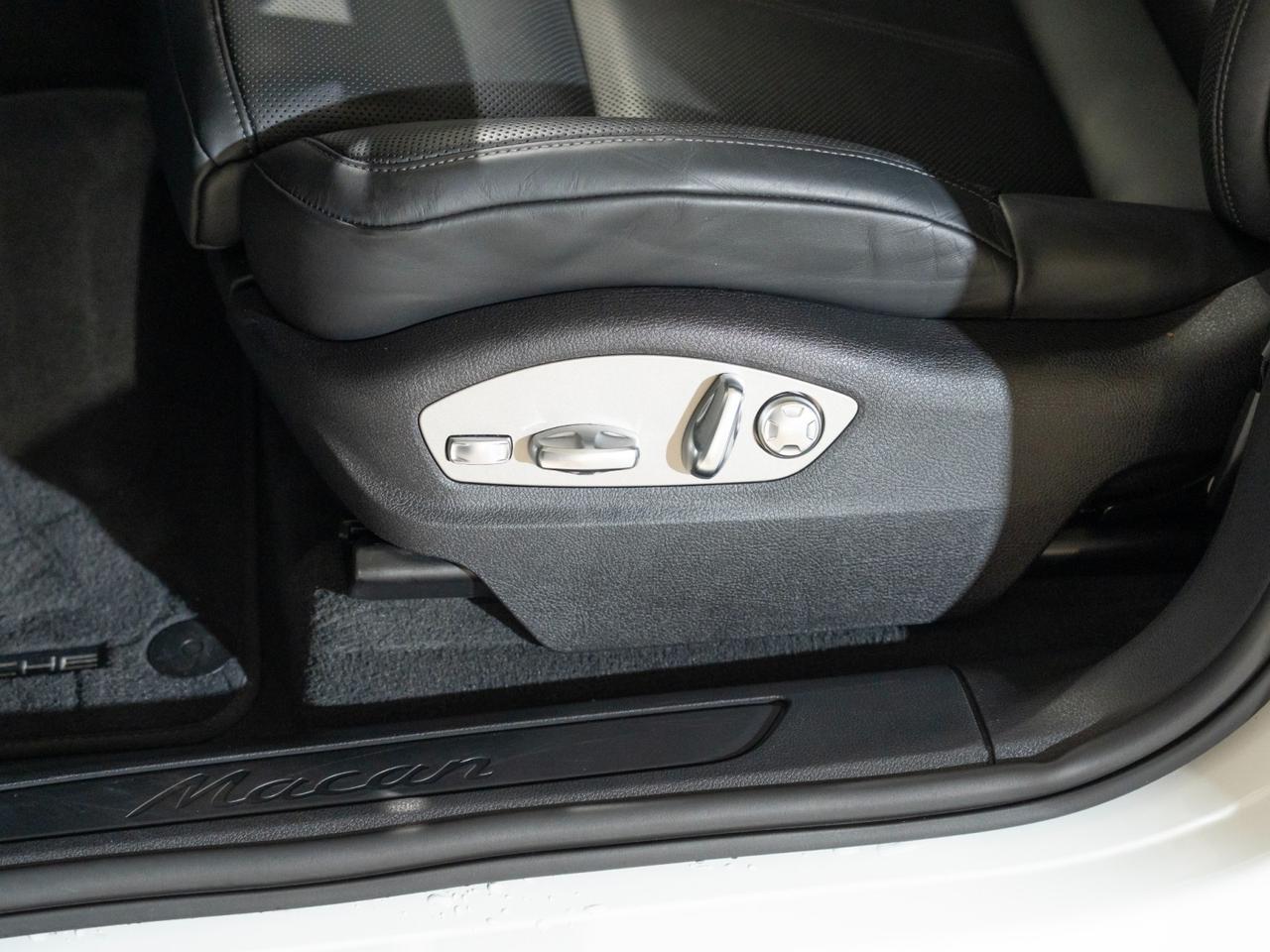 2026 Porsche Macan Pompano Beach FL