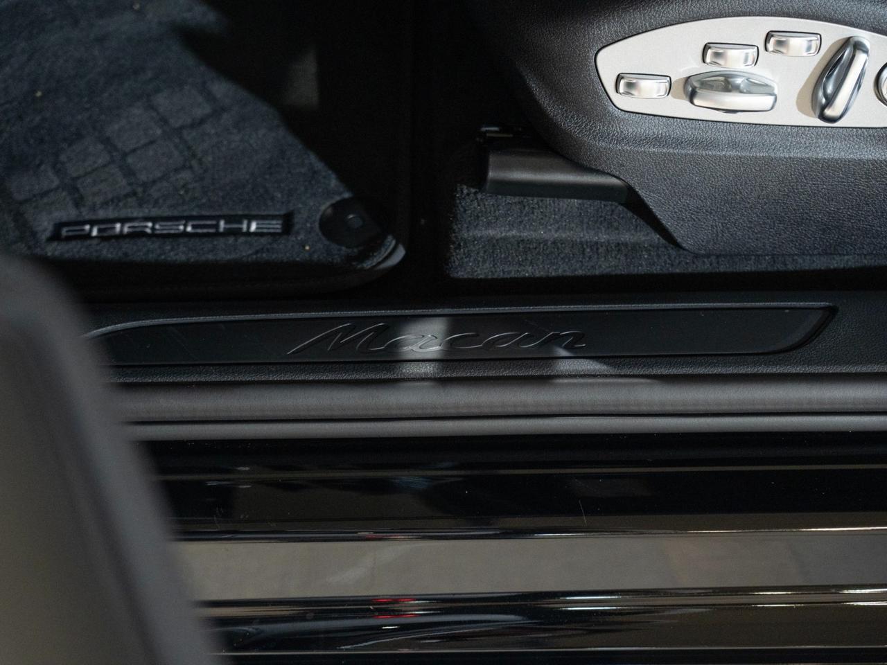 2026 Porsche Macan Pompano Beach FL