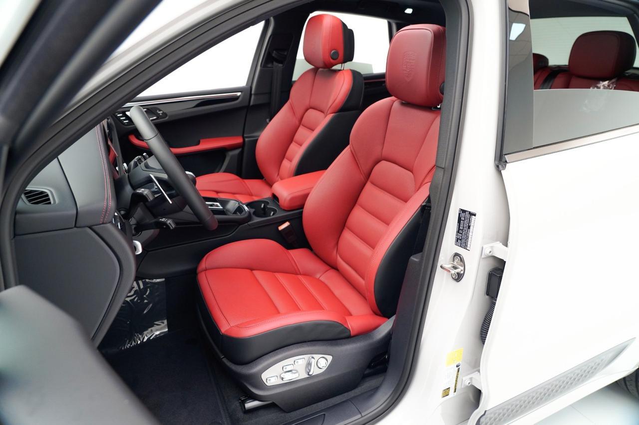 2026 Porsche Macan Pompano Beach FL