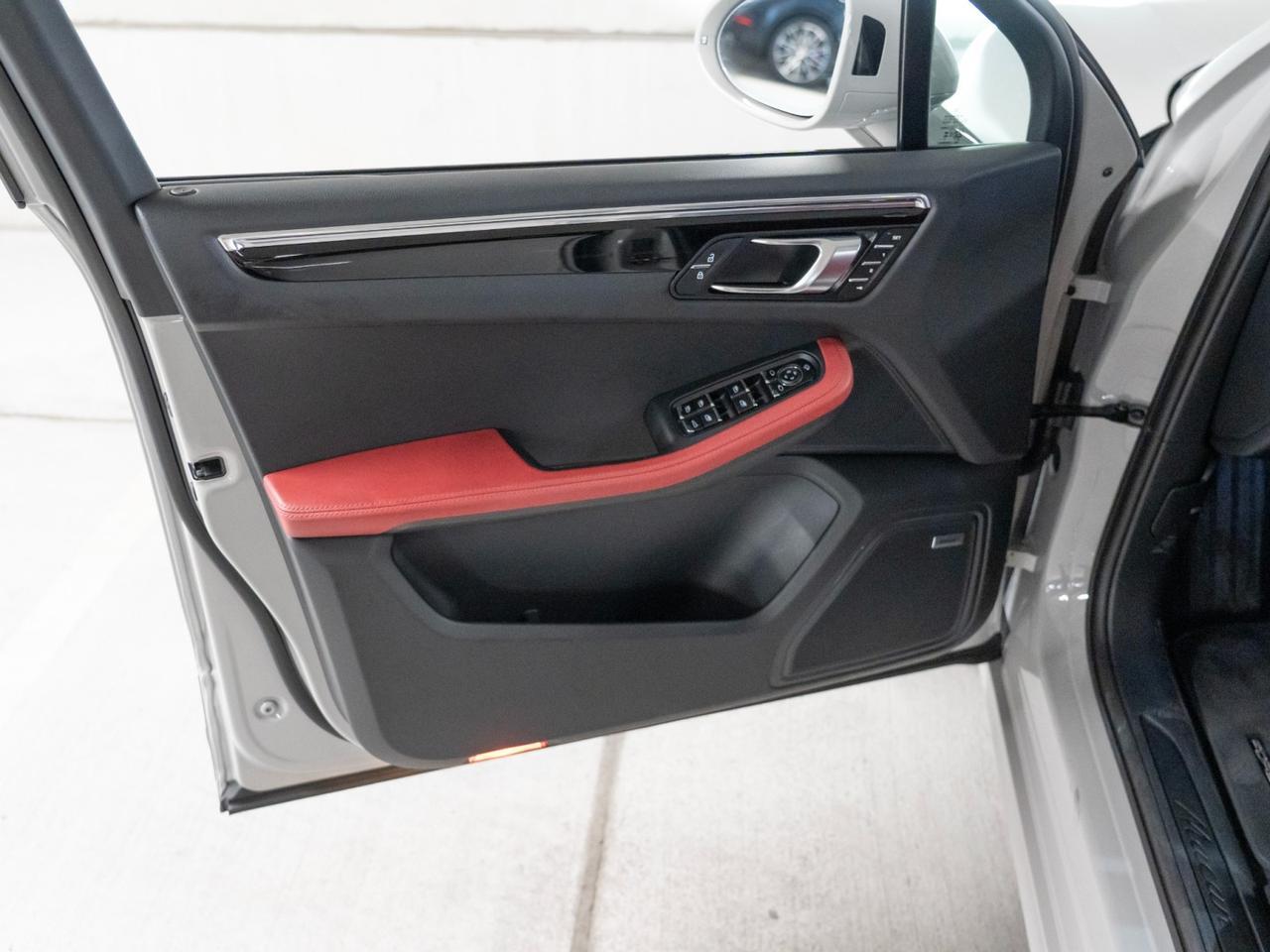 2026 Porsche Macan Pompano Beach FL