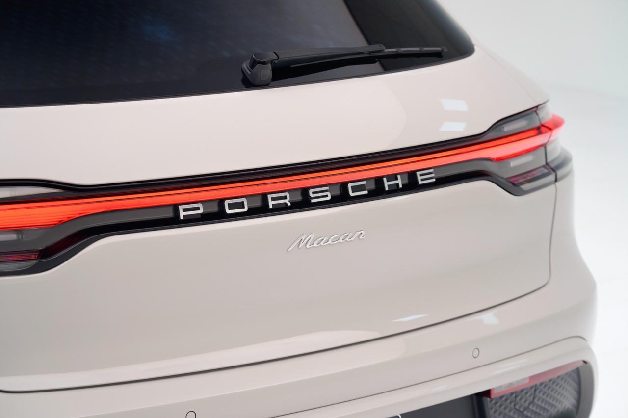 2026 Porsche Macan Pompano Beach FL