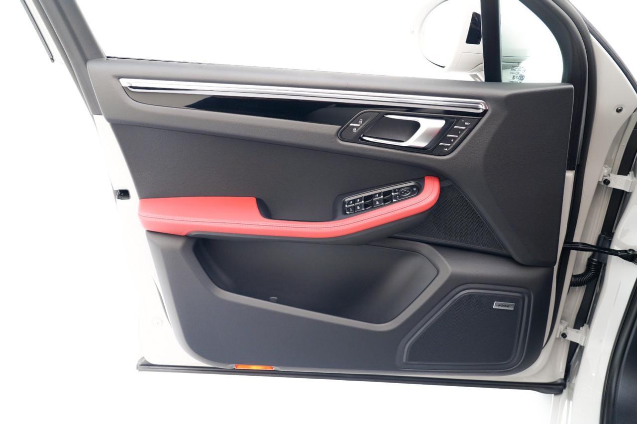 2026 Porsche Macan Pompano Beach FL