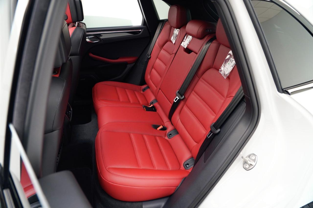 2026 Porsche Macan Pompano Beach FL