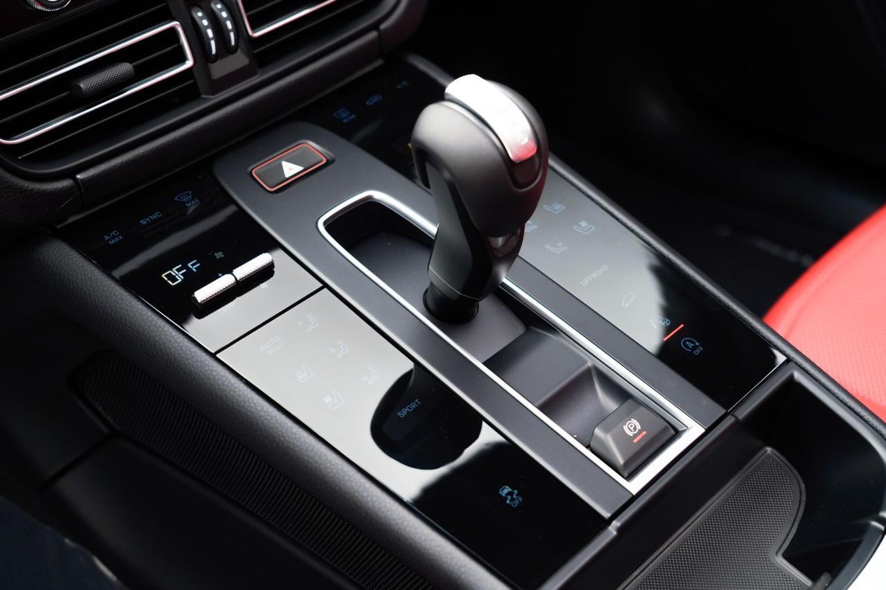 2026 Porsche Macan Pompano Beach FL