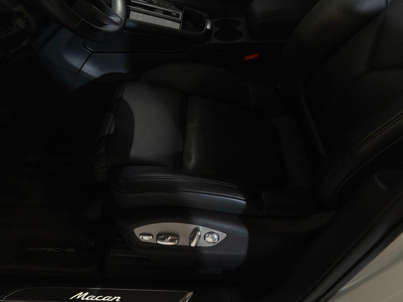 2026 Porsche Macan Pompano Beach FL