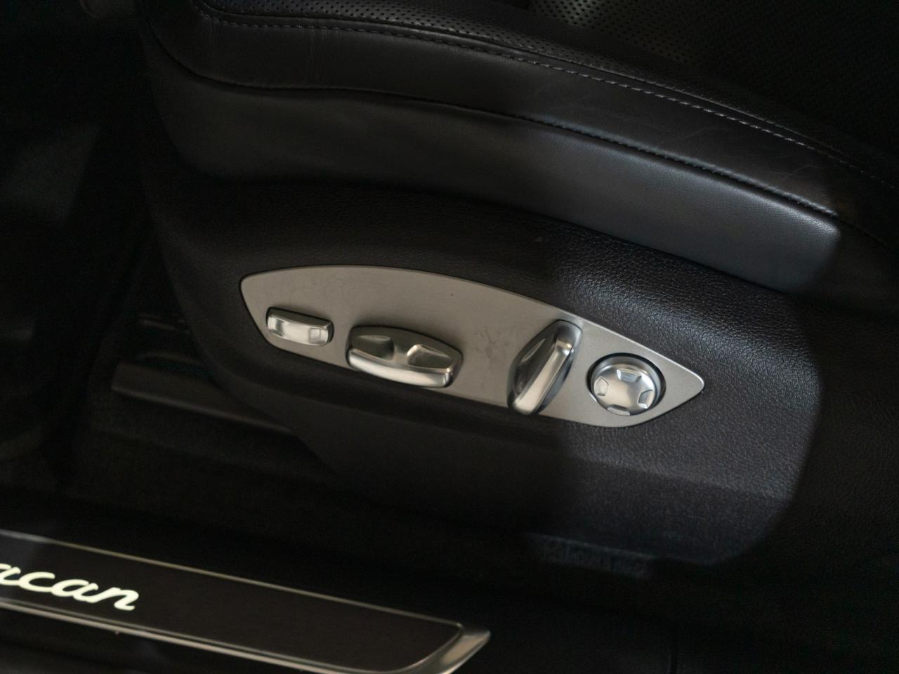 2026 Porsche Macan Pompano Beach FL