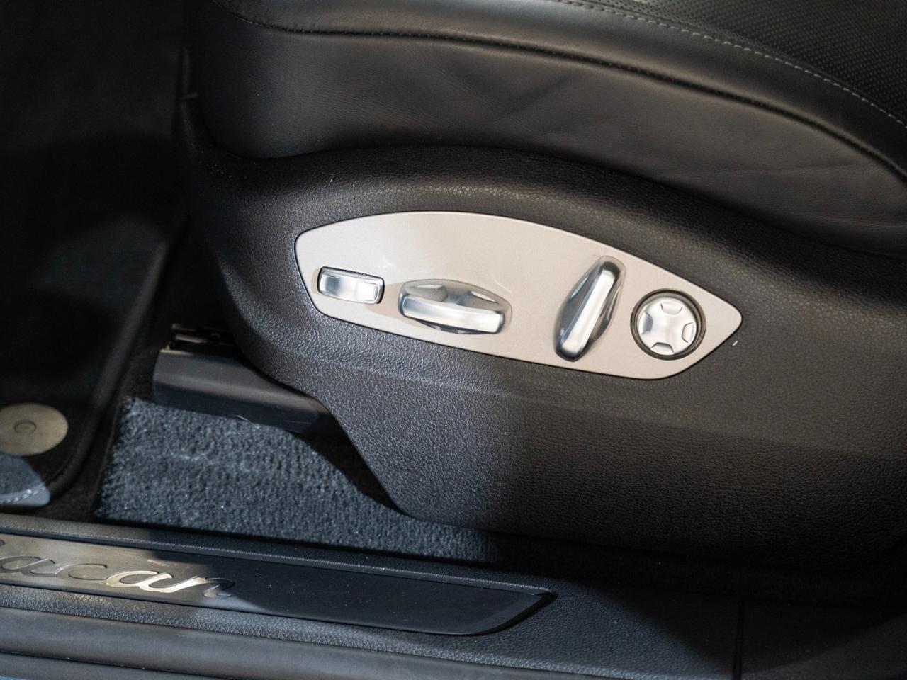 2026 Porsche Macan Pompano Beach FL