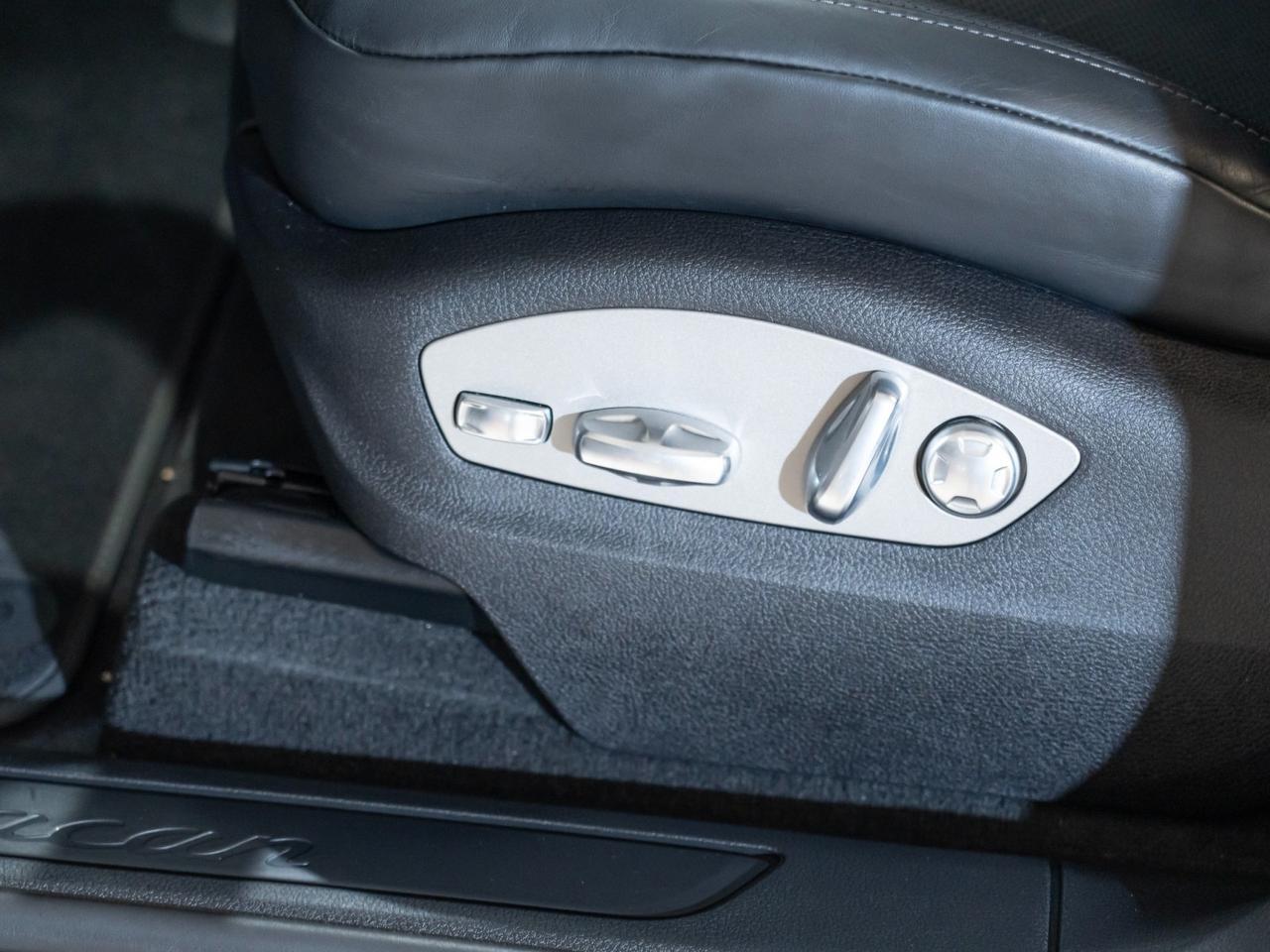 2026 Porsche Macan Pompano Beach FL