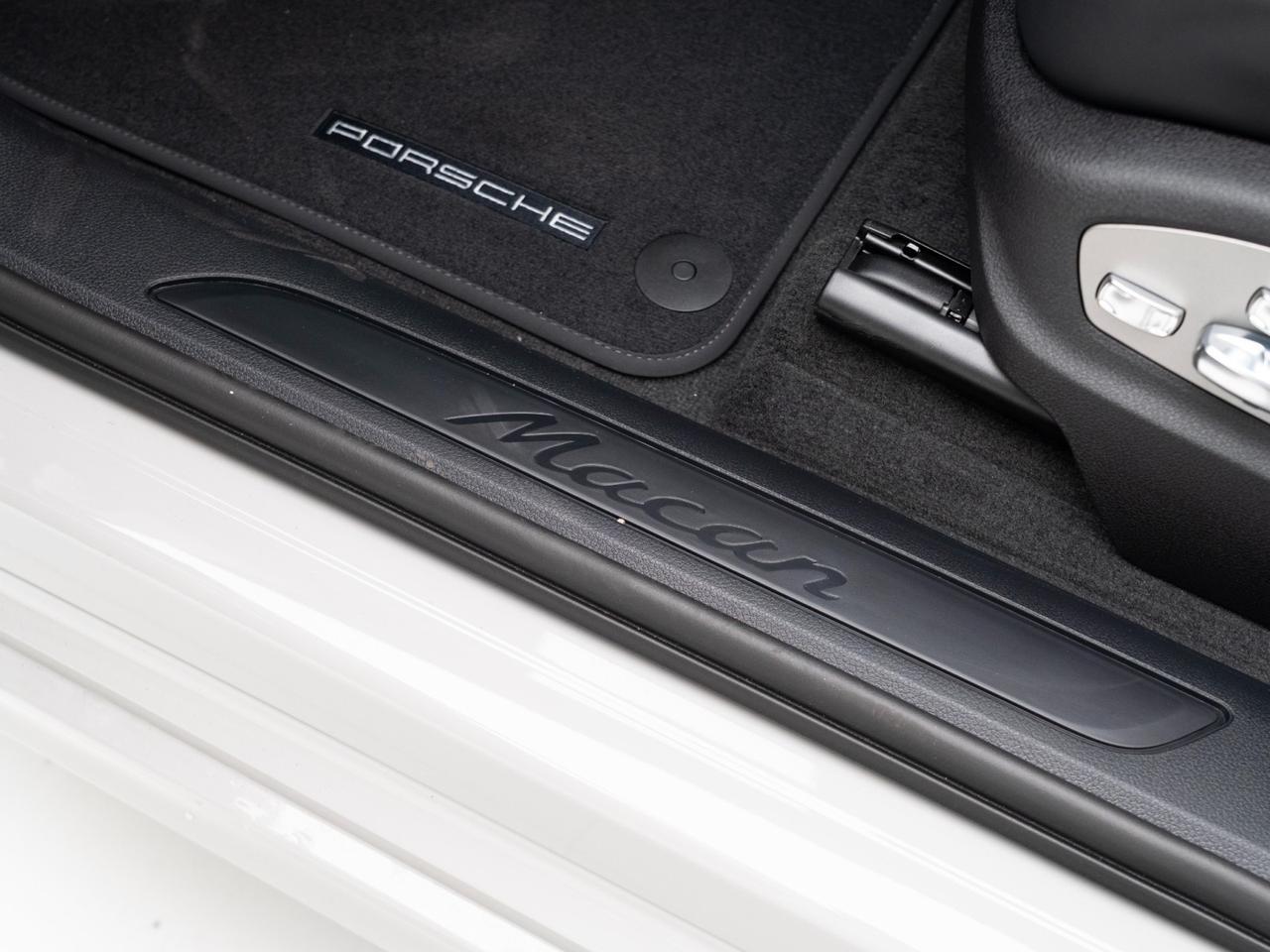 2026 Porsche Macan Pompano Beach FL