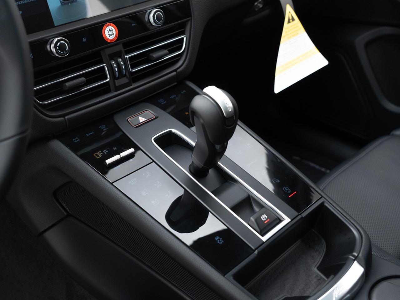 2026 Porsche Macan Pompano Beach FL