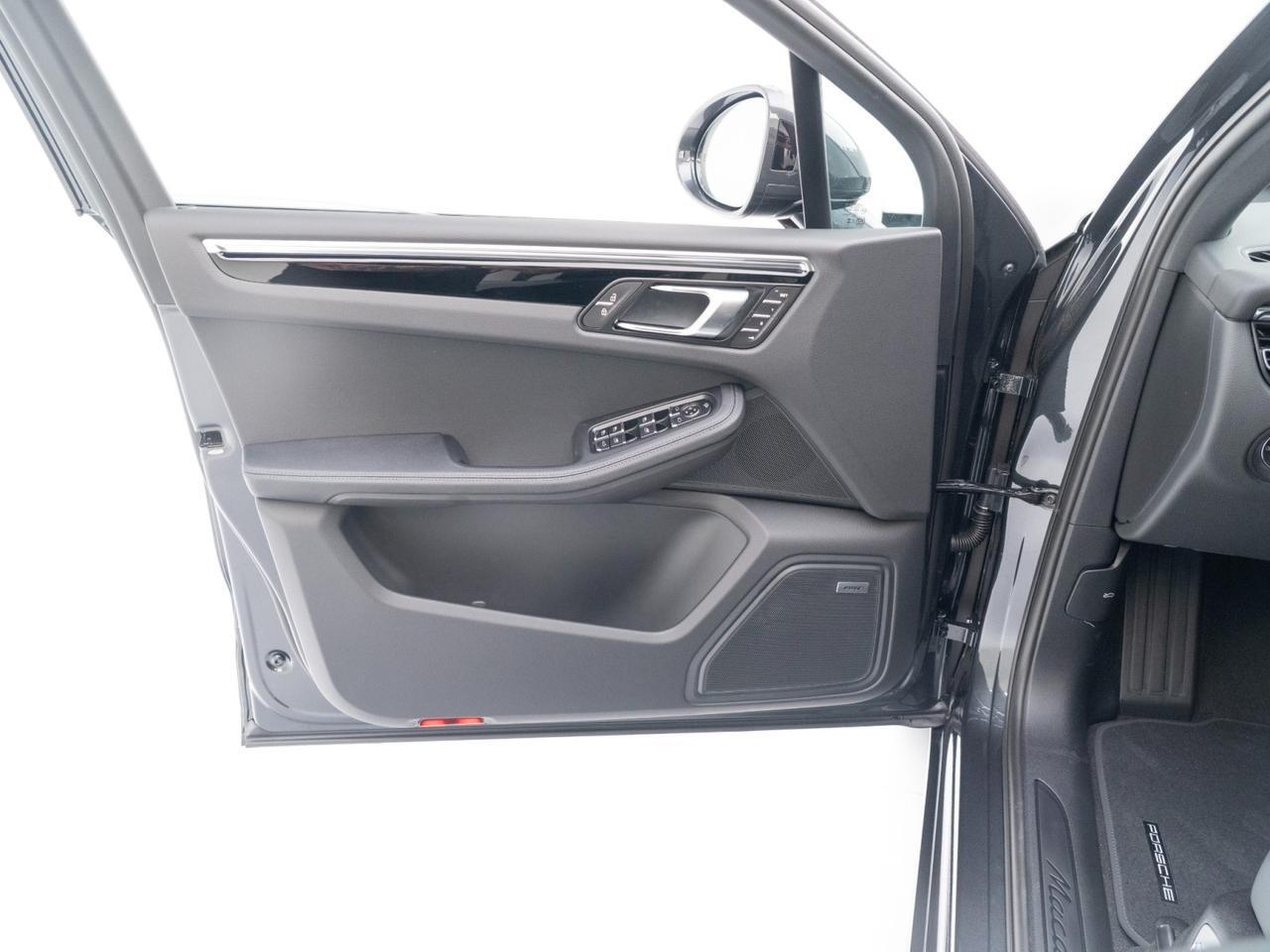 2026 Porsche Macan Pompano Beach FL