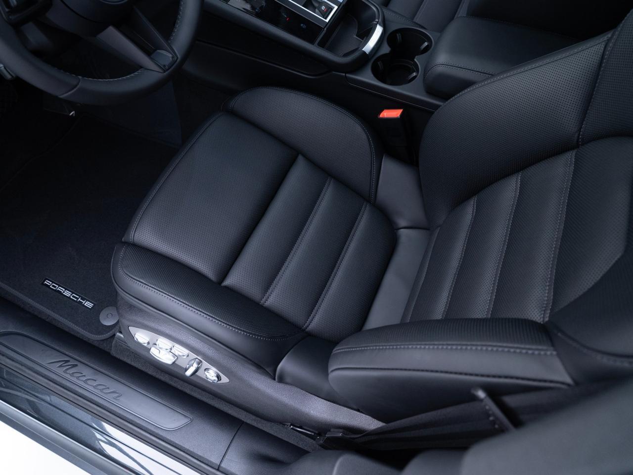 2026 Porsche Macan Pompano Beach FL