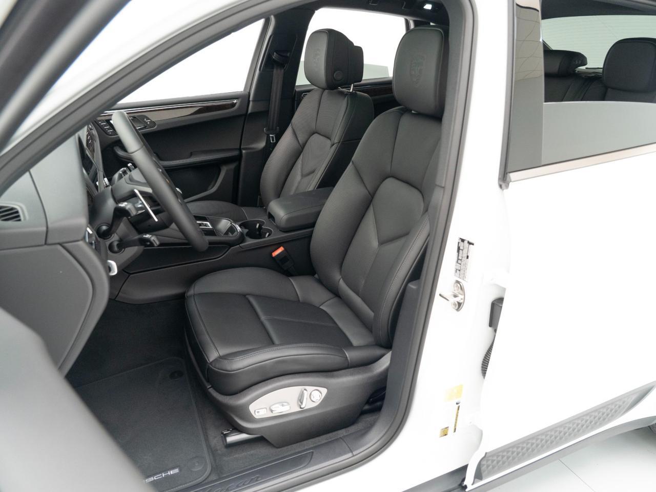 2026 Porsche Macan Pompano Beach FL