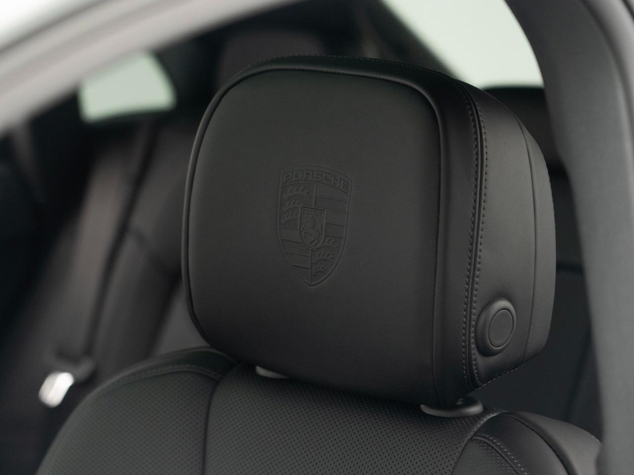 2026 Porsche Macan Pompano Beach FL