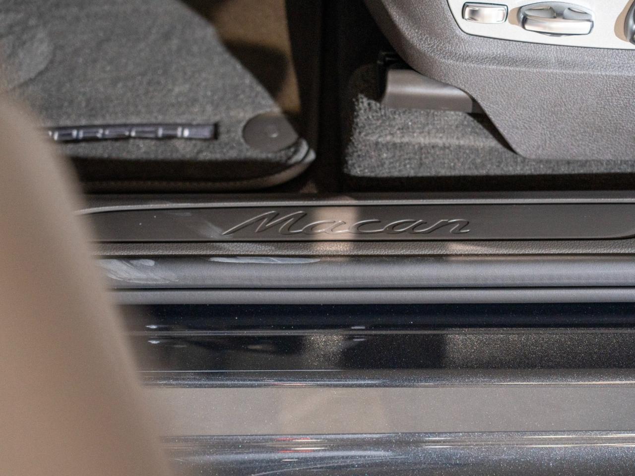 2026 Porsche Macan Pompano Beach FL