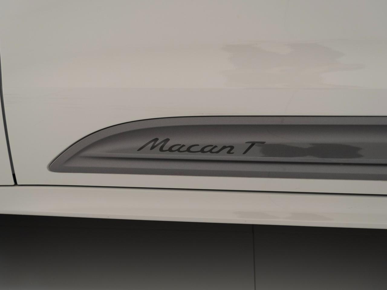 2026 Porsche Macan Pompano Beach FL