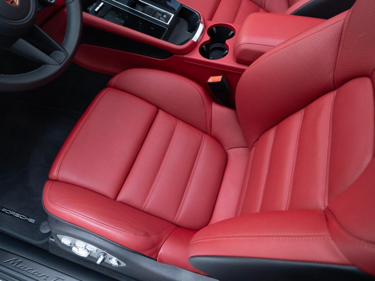 2026 Porsche Macan Pompano Beach FL