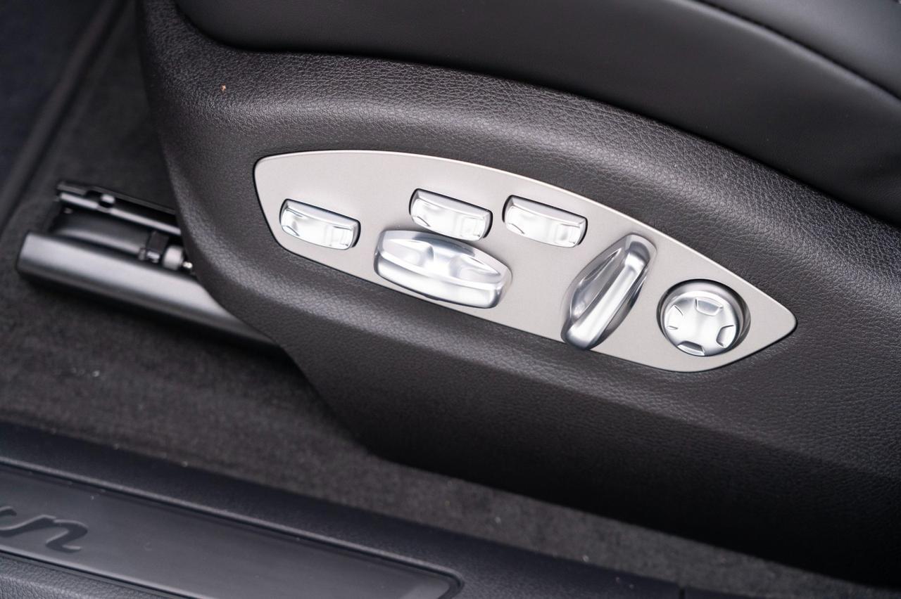 2026 Porsche Macan Pompano Beach FL