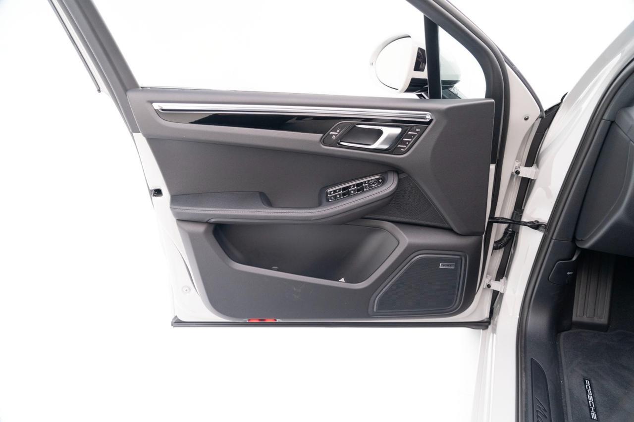 2026 Porsche Macan Pompano Beach FL
