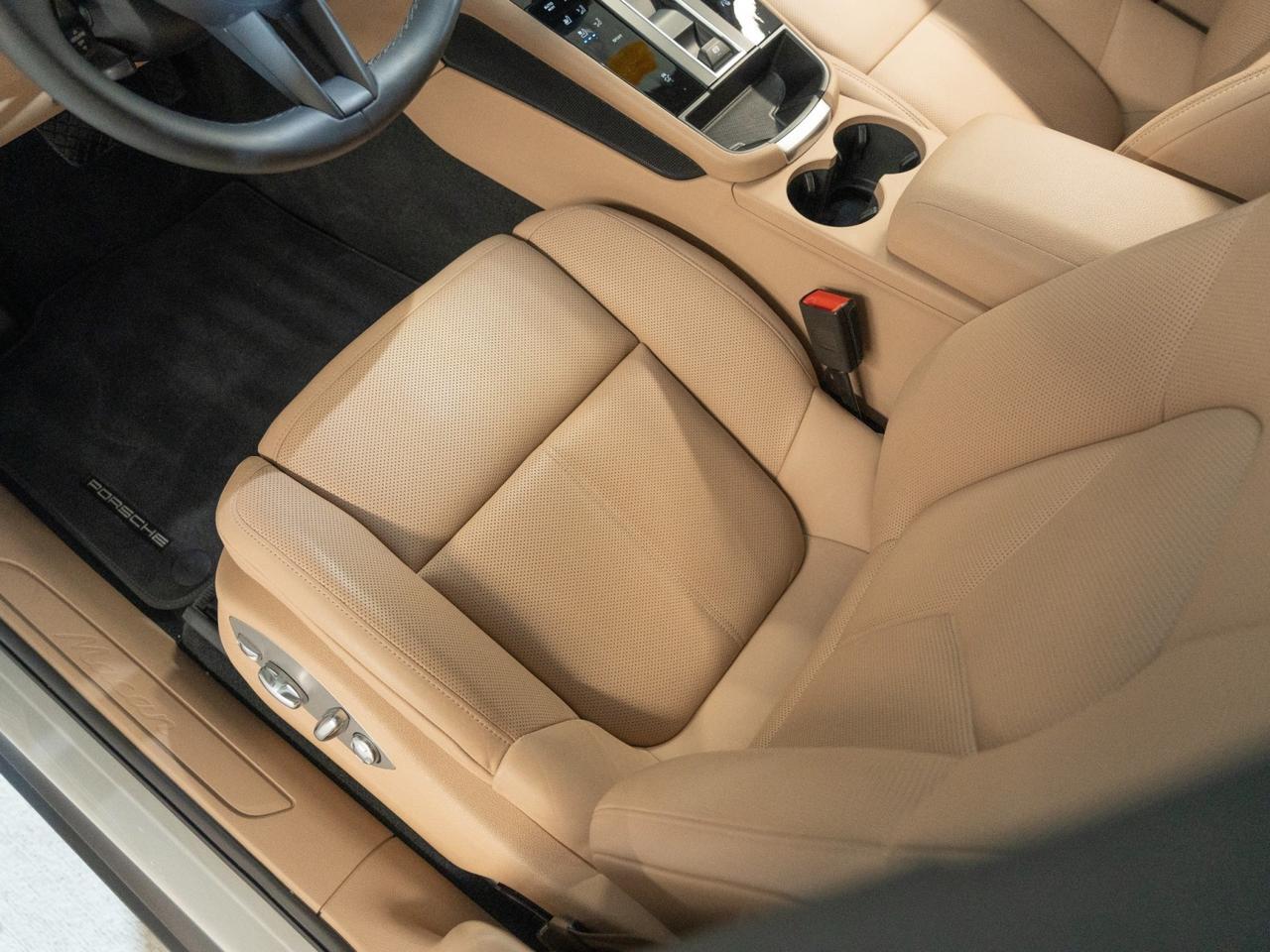 2026 Porsche Macan Pompano Beach FL