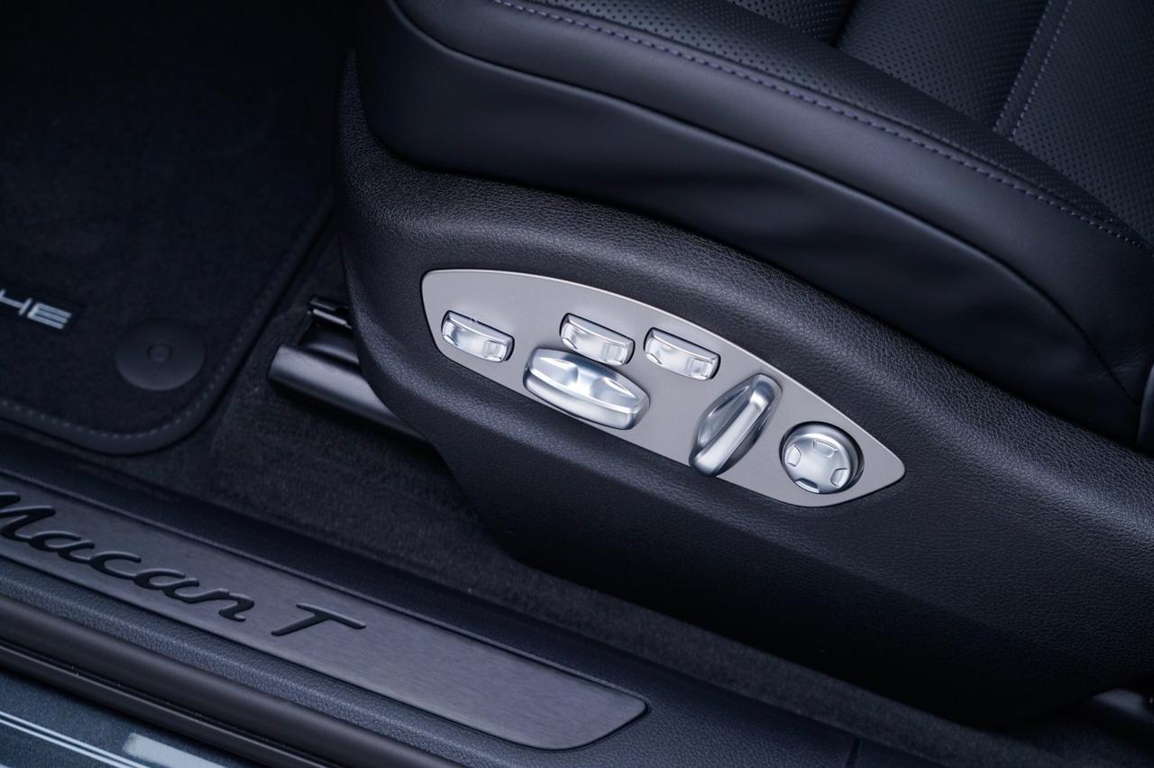 2026 Porsche Macan Pompano Beach FL