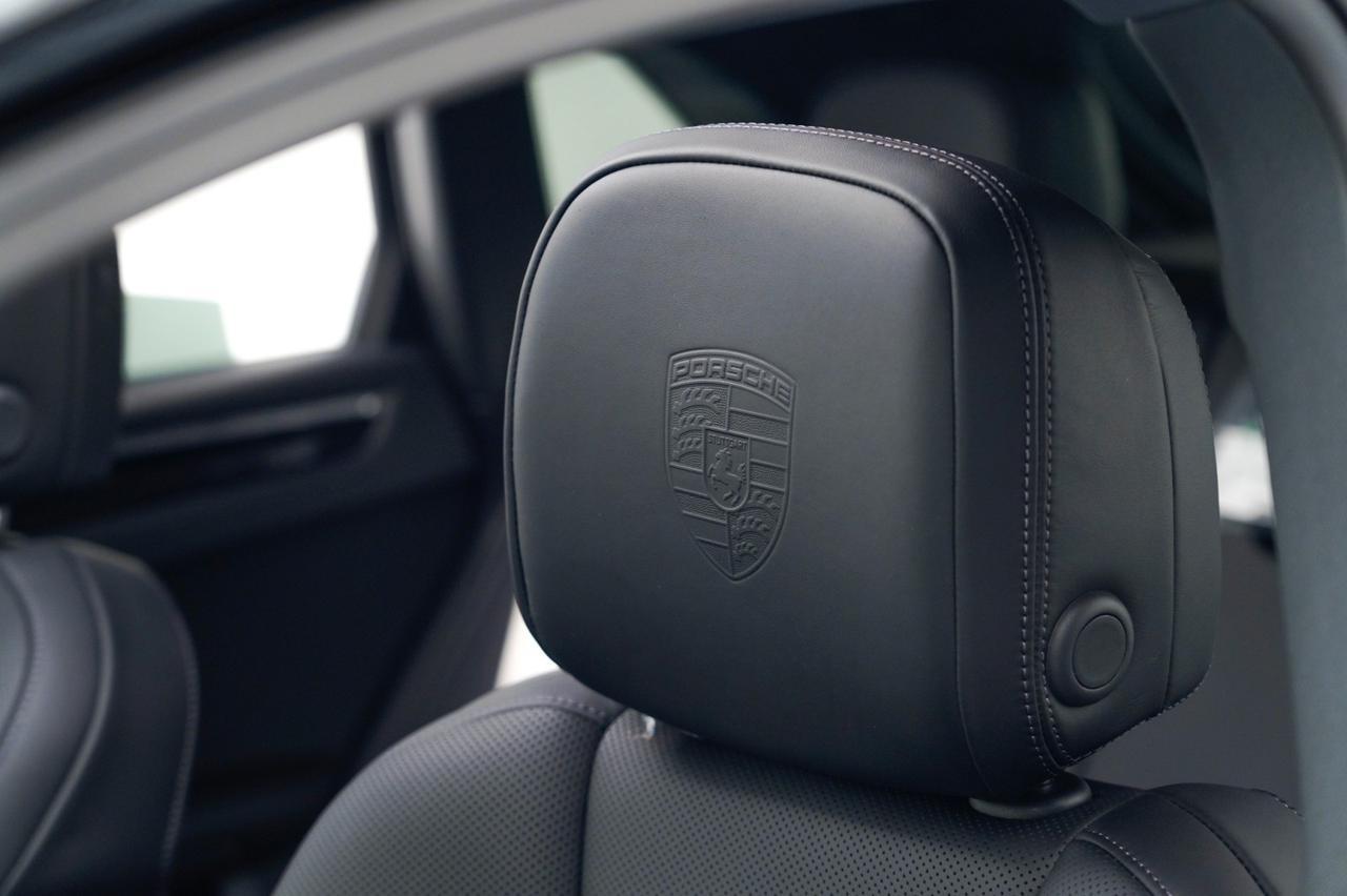 2026 Porsche Macan Pompano Beach FL