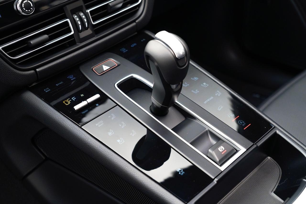 2026 Porsche Macan Pompano Beach FL