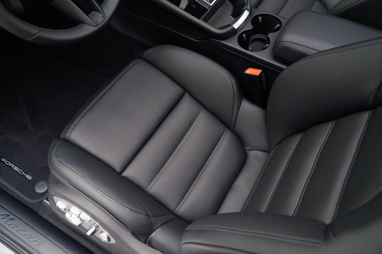 2026 Porsche Macan Pompano Beach FL