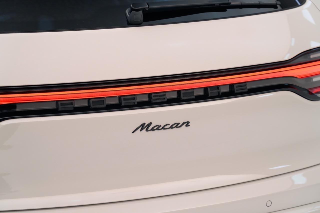 2026 Porsche Macan Pompano Beach FL