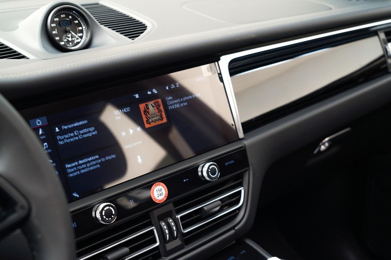 2026 Porsche Macan Pompano Beach FL