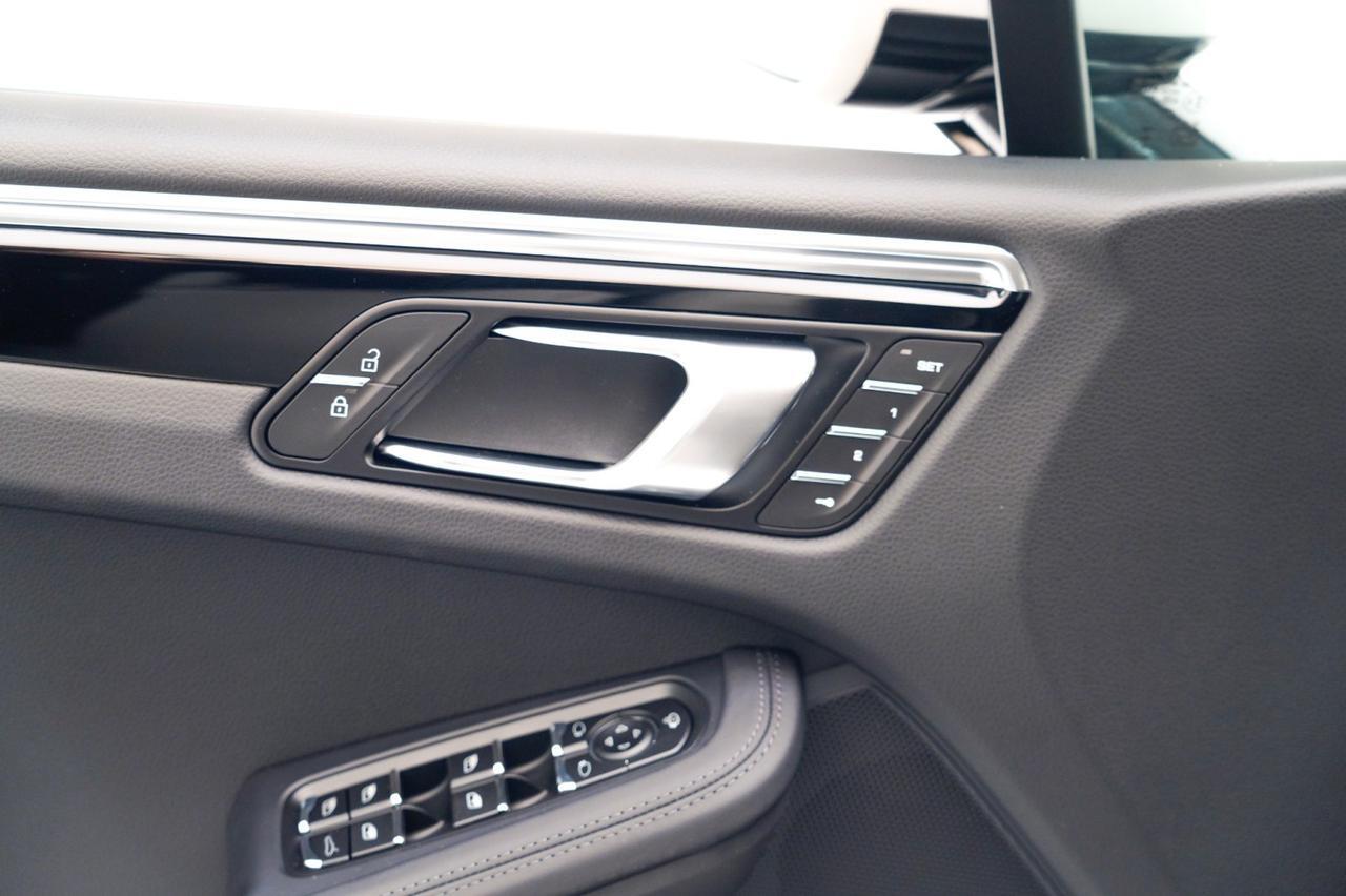 2026 Porsche Macan Pompano Beach FL