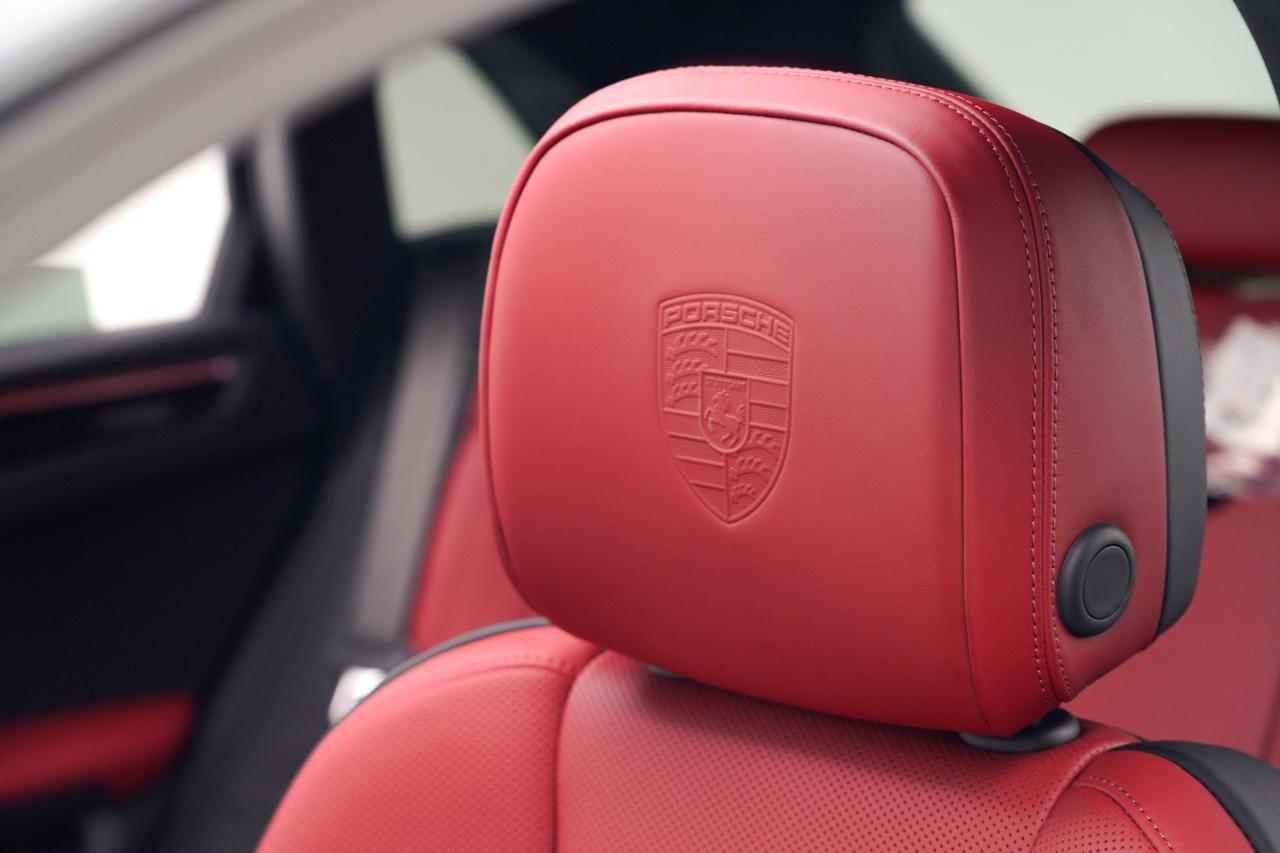 2026 Porsche Macan Pompano Beach FL