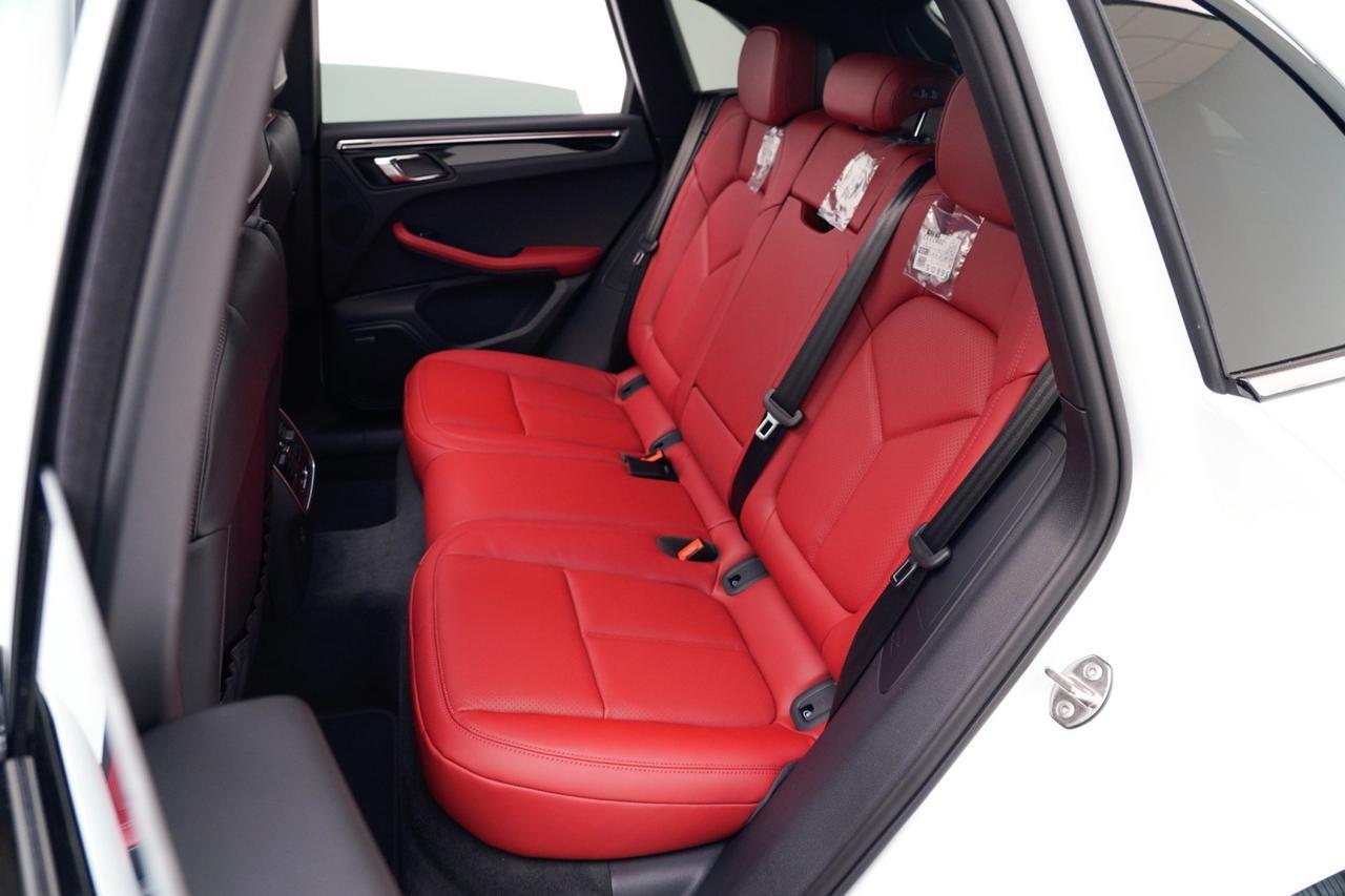 2026 Porsche Macan Pompano Beach FL
