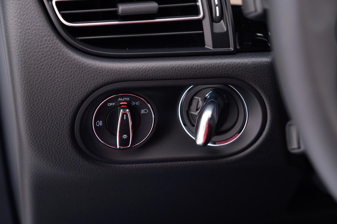 2026 Porsche Macan Pompano Beach FL