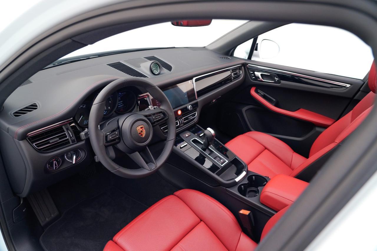 2026 Porsche Macan Pompano Beach FL